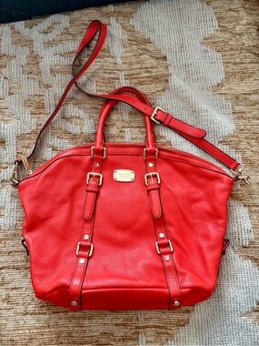 Michael Kors Bedford Pebbled Leather Tote with Gold Hardware